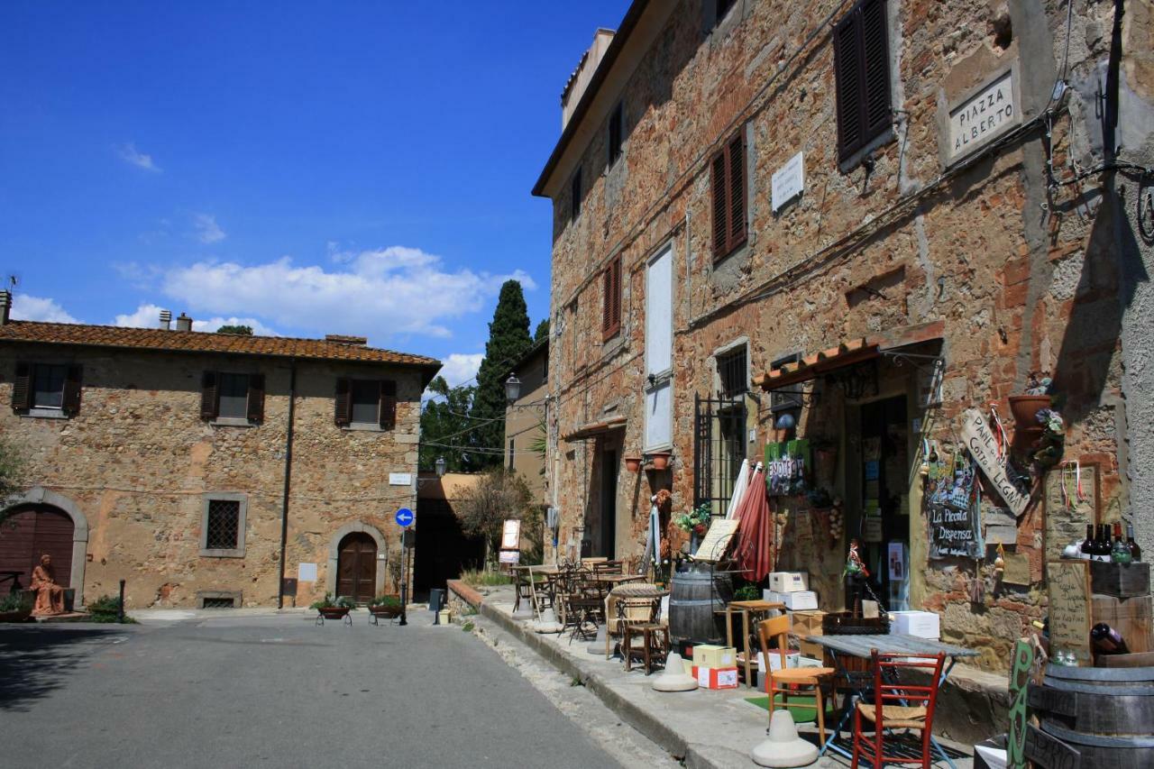 Strada Giulia 16 Hotel Bolgheri Buitenkant foto